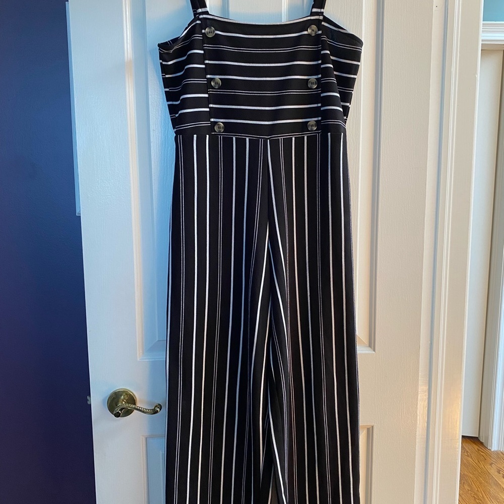 Stripped wide leg jumpsuit with straps